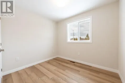 201 Talon Crescent South Bonfield ON P0H 2E0