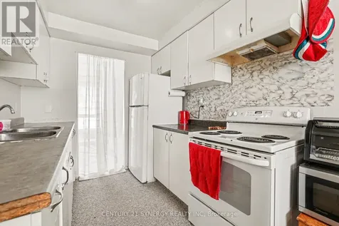 1239 Bowmount Street Ottawa ON K1J 8T4