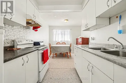 1239 Bowmount Street Ottawa ON K1J 8T4