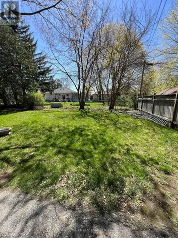 24 Eddy Avenue Brantford ON N3R 2M6