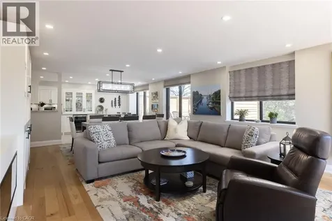 100 Lakeshore Road East Oakville ON L6J 6M9