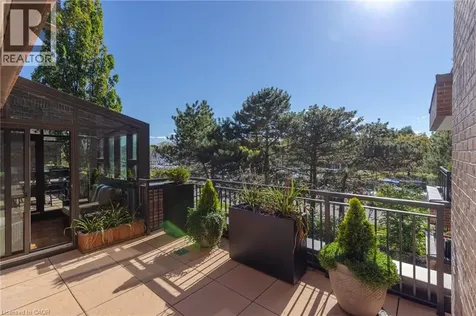 100 Lakeshore Road East Oakville ON L6J 6M9
