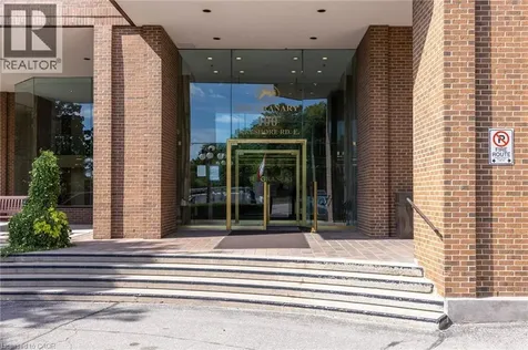 100 Lakeshore Road East Oakville ON L6J 6M9