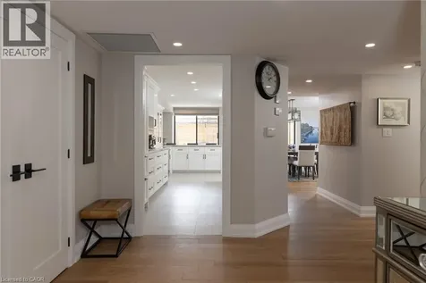 100 Lakeshore Road East Oakville ON L6J 6M9