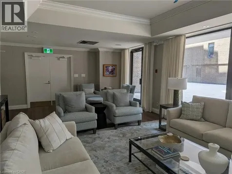 100 Lakeshore Road East Oakville ON L6J 6M9