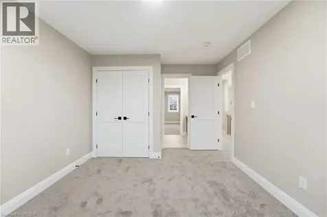 102 Oak Avenue Paris ON N3L 0J6