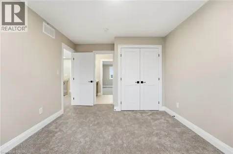 102 Oak Avenue Paris ON N3L 0J6