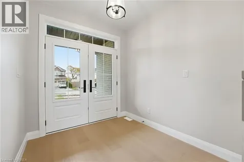 102 Oak Avenue Paris ON N3L 0J6