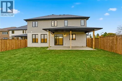102 Oak Avenue Paris ON N3L 0J6