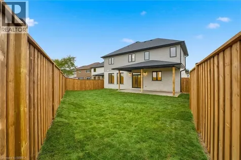 102 Oak Avenue Paris ON N3L 0J6
