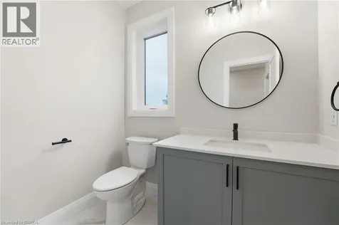 102 Oak Avenue Paris ON N3L 0J6