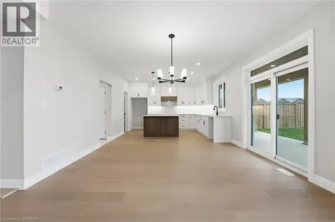 102 Oak Avenue Paris ON N3L 0J6