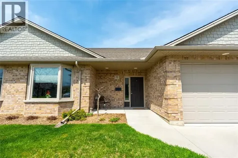 5969 Townsend Line Lambton Shores ON N0N 1J0