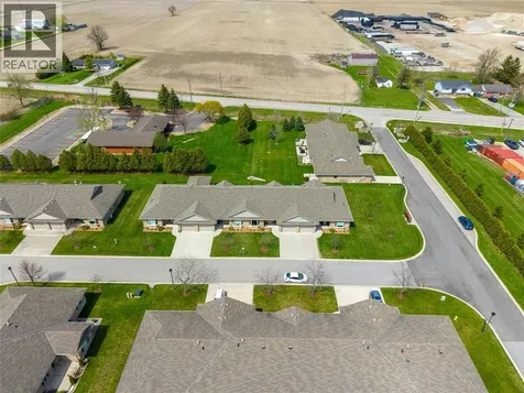 5969 Townsend Line Lambton Shores ON N0N 1J0