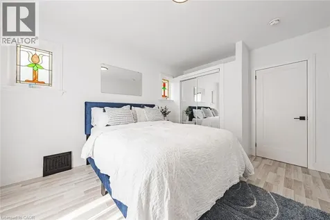 196 Walnut Street South Hamilton ON L8N 2M1