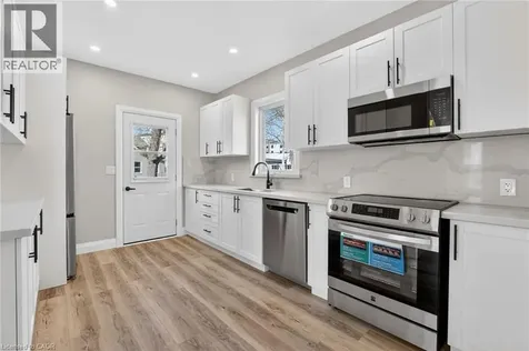 20 Avenue Place Welland ON L3B 4B1