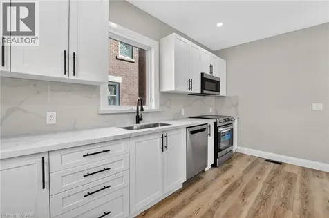 20 Avenue Place Welland ON L3B 4B1