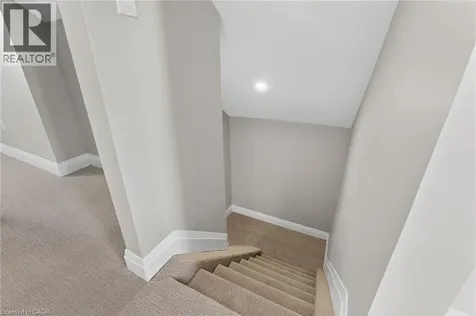 20 Avenue Place Welland ON L3B 4B1