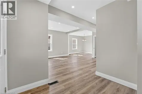 20 Avenue Place Welland ON L3B 4B1