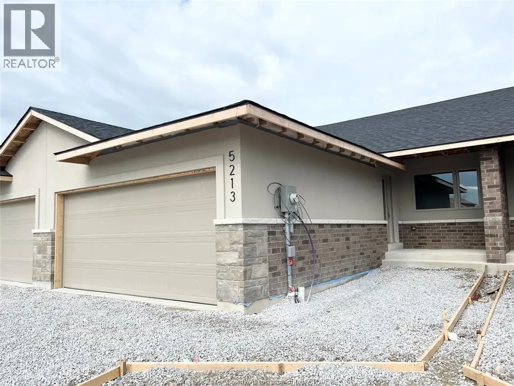 5213 Talia Trail Tecumseh ON N0R 1K0