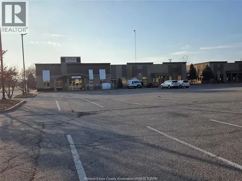 2215 Huron Church Windsor ON N9C 2L8