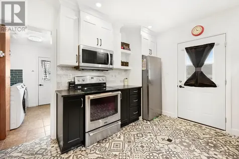 204 Wood Street East Prescott ON K0E 1T0