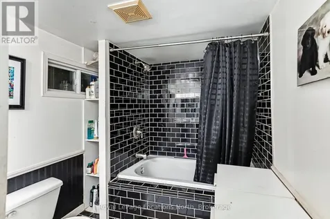 21 Eva Crescent Collingwood ON L9Y 5R1