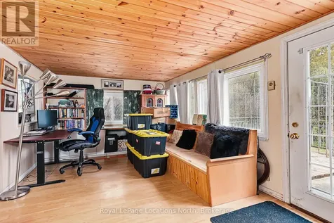21 Eva Crescent Collingwood ON L9Y 5R1