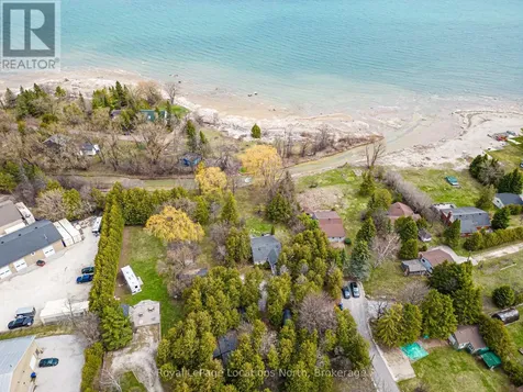 21 Eva Crescent Collingwood ON L9Y 5R1