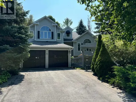 4 Nettleton Court Collingwood ON L9Y 5B7