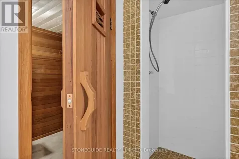 917 Tindle Court Selwyn ON K9J 0C5