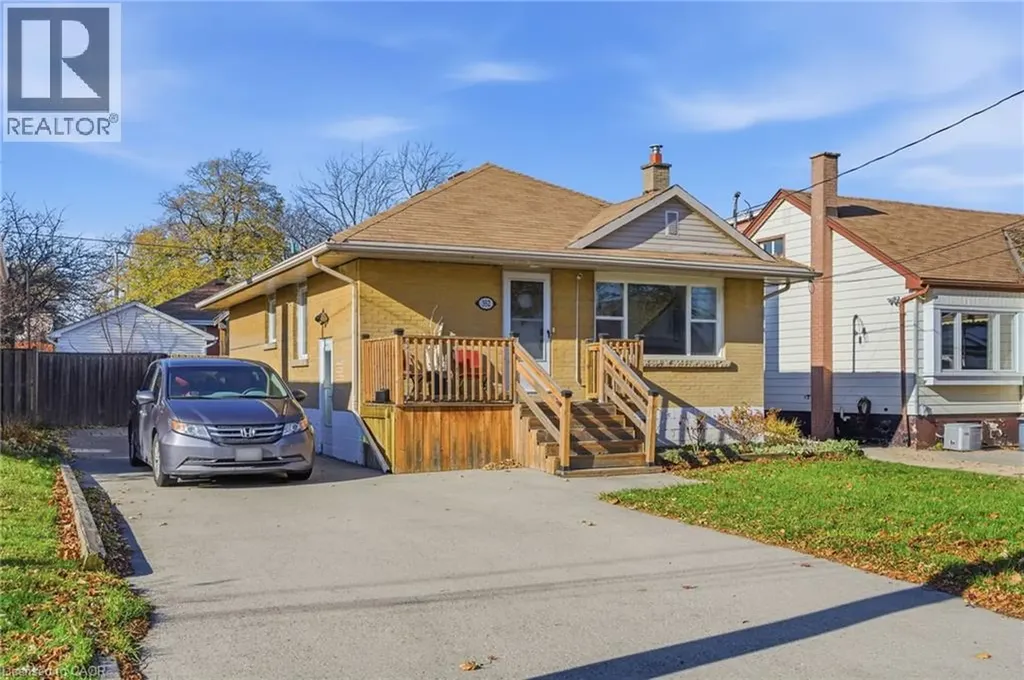 352 East 28th Street Hamilton ON L8V 3J6