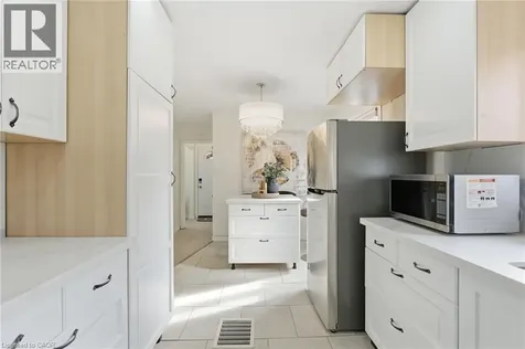 352 East 28th Street Hamilton ON L8V 3J6