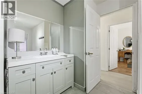 352 East 28th Street Hamilton ON L8V 3J6