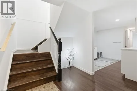 352 East 28th Street Hamilton ON L8V 3J6