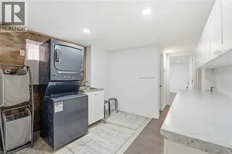 352 East 28th Street Hamilton ON L8V 3J6