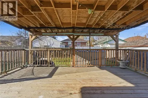 352 East 28th Street Hamilton ON L8V 3J6