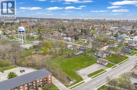 87 Division Street North Kingsville ON N9Y 1E3