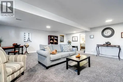 31 Mettawas Lane Kingsville ON N9Y 2C9