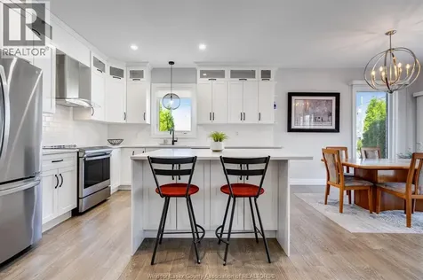 31 Mettawas Lane Kingsville ON N9Y 2C9