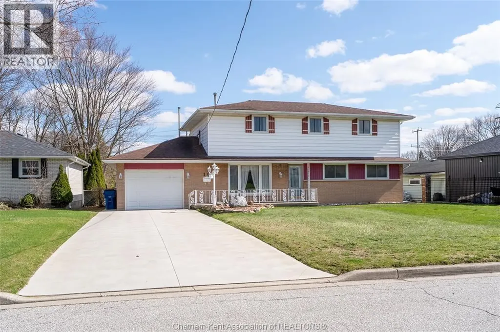 16 Arthur Drive Chatham ON N7M 3Y4