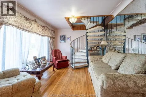 16 Arthur Drive Chatham ON N7M 3Y4