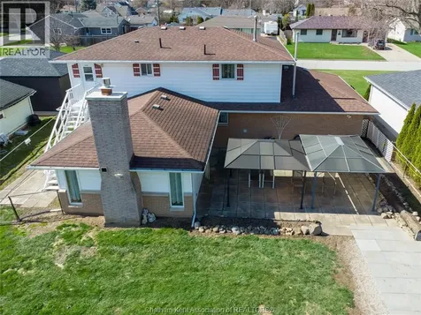 16 Arthur Drive Chatham ON N7M 3Y4