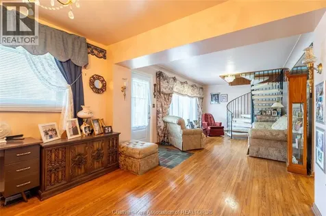 16 Arthur Drive Chatham ON N7M 3Y4