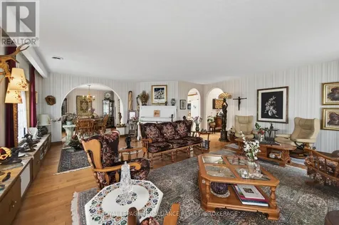 99 King Street East Gananoque ON K7G 1E8