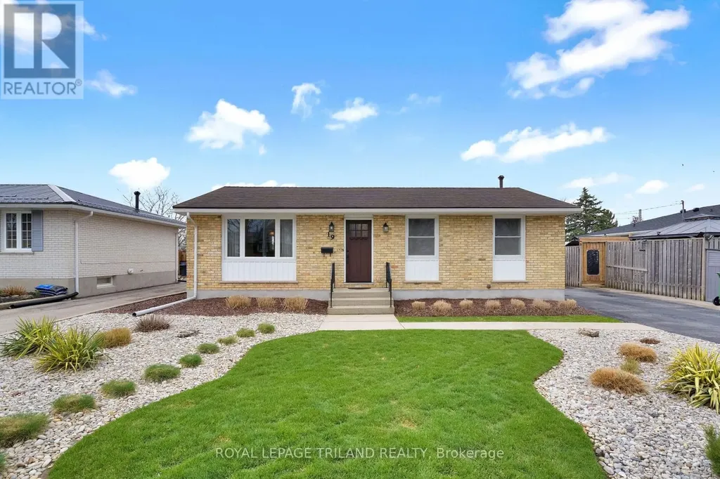 19 Sparta Street St. Thomas ON N5R 5H1