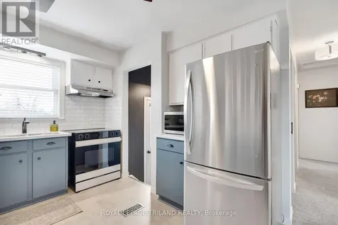 19 Sparta Street St. Thomas ON N5R 5H1