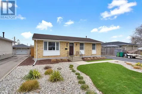 19 Sparta Street St. Thomas ON N5R 5H1