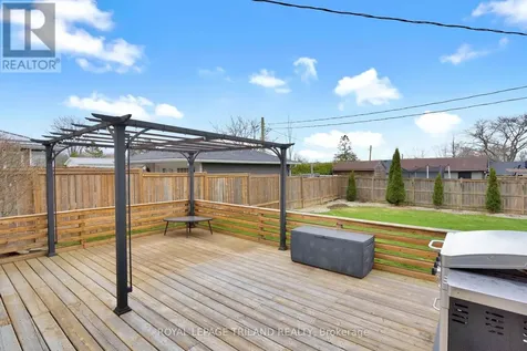 19 Sparta Street St. Thomas ON N5R 5H1