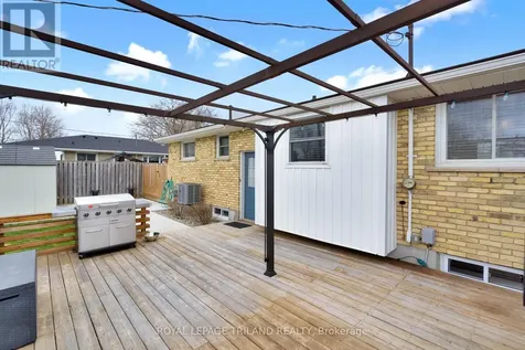 19 Sparta Street St. Thomas ON N5R 5H1